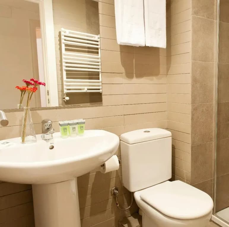 MH Apartments Liceo - photo 8