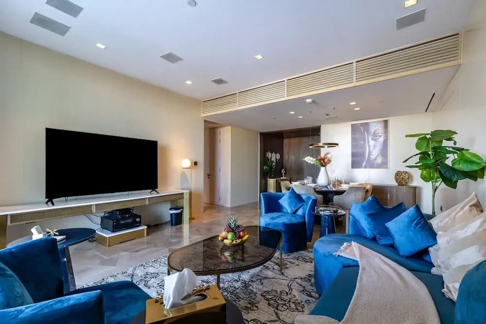 DXB - Five - 41309 - PJ - photo 2