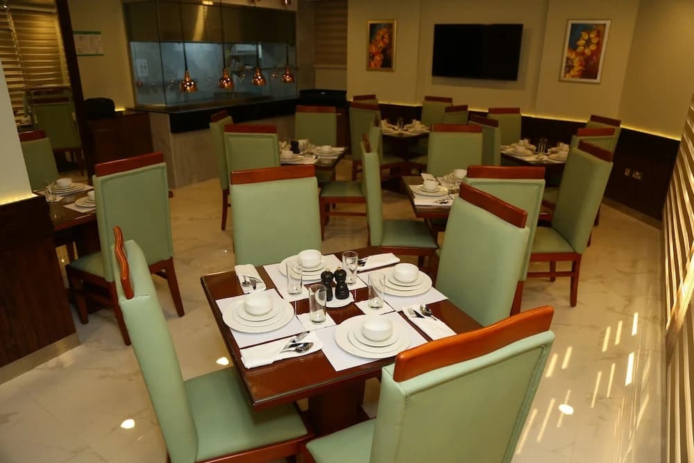 Grand Legacy Hotel Doha - photo 18