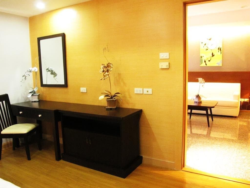 Hotel Sathorn Place - photo 22