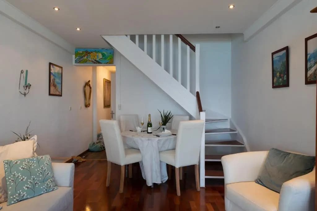La Prom - a two bedroom apartment with a sea view - photo 10