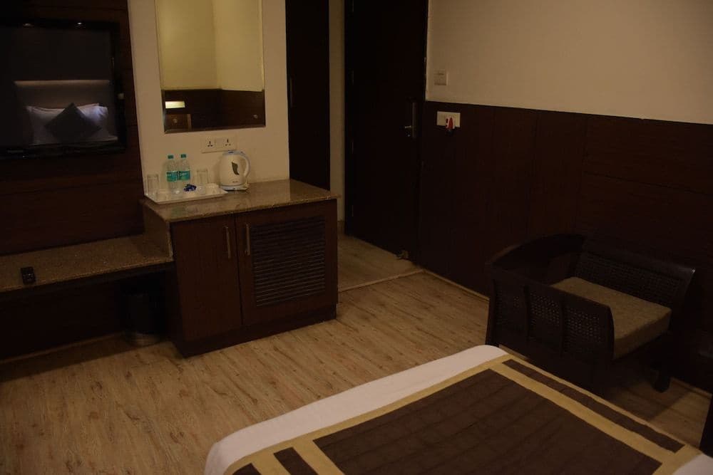 West Yard Hotels - photo 41