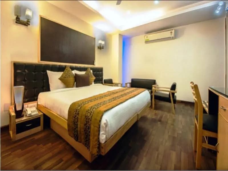Hotel The Rohit - photo 1