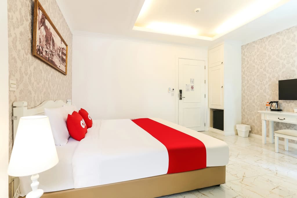 B2 Riverside Colonial Hotel - photo 3