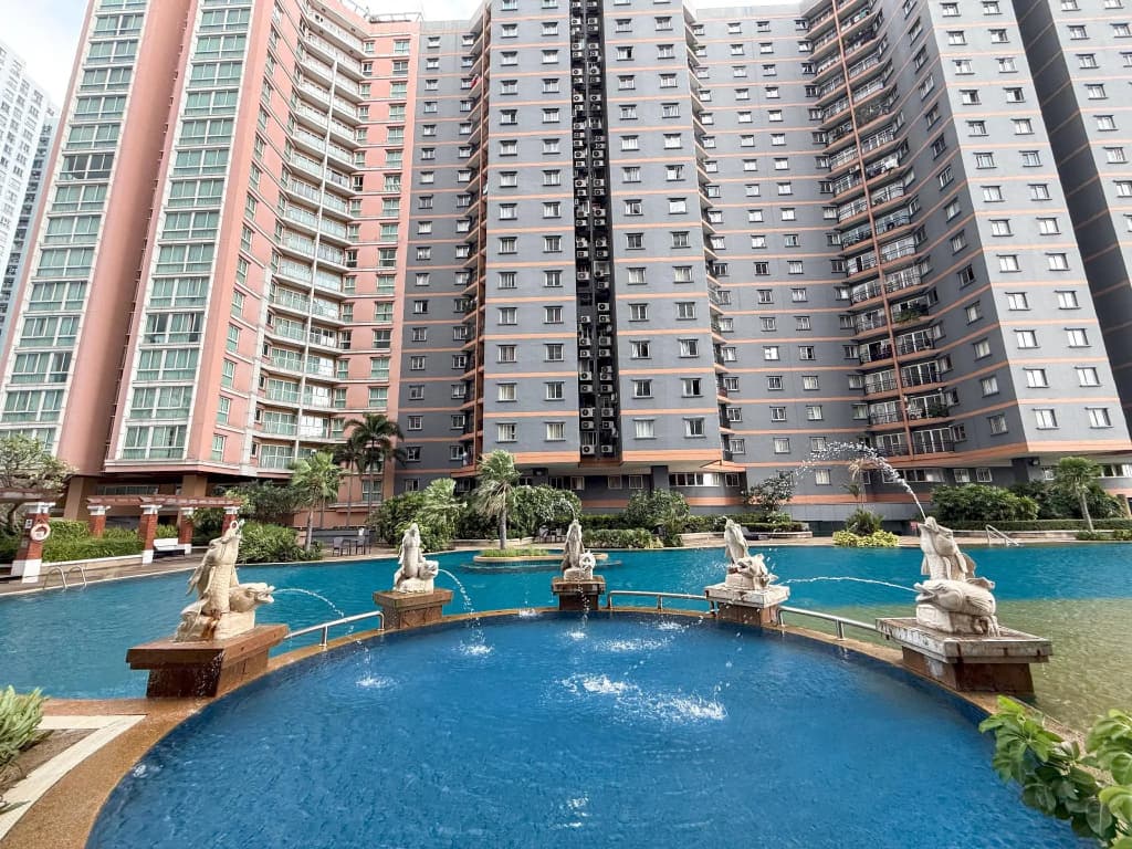 The Narathiwas Hotel & Residence Bangkok - photo 17