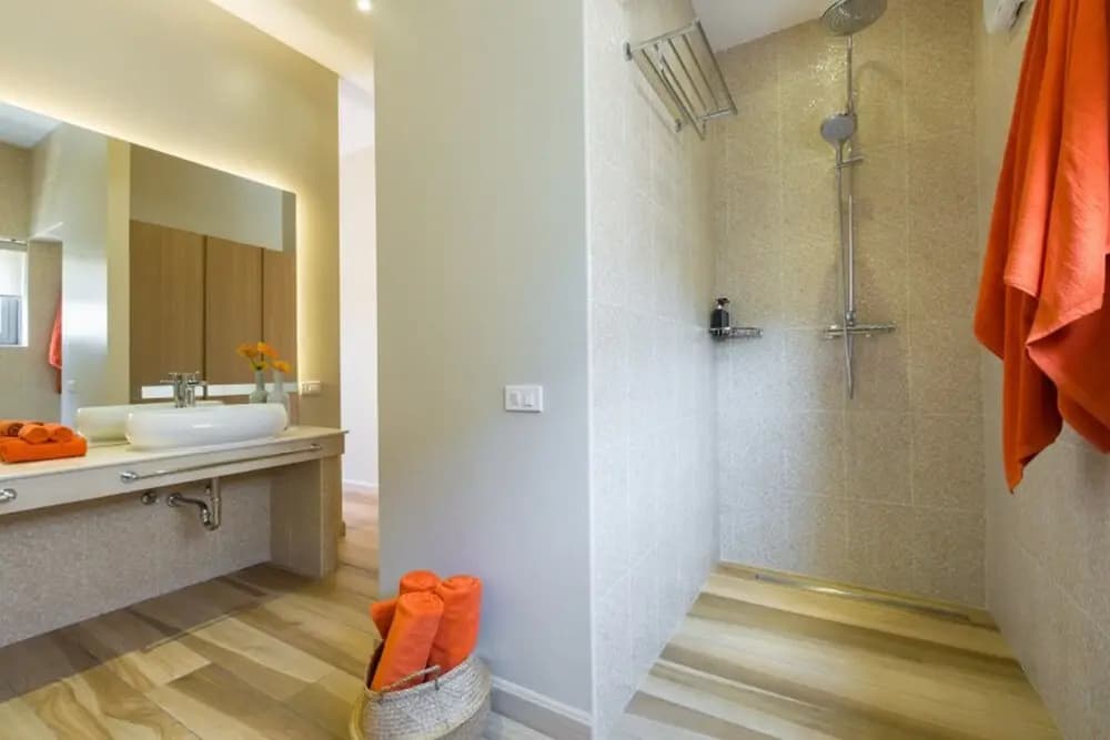 5 Bedrooms Villa Bacardi - photo 8