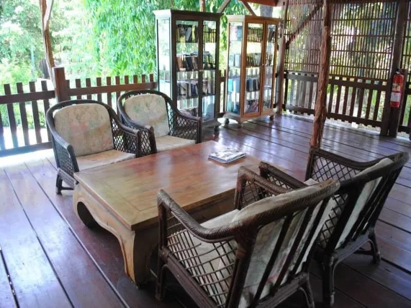 Harry's Bungalows & Restaurant - photo 8