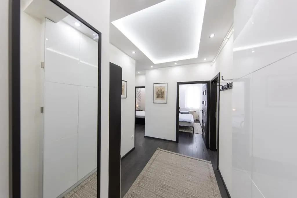 Spacious 3-room apartment with free parking - photo 2