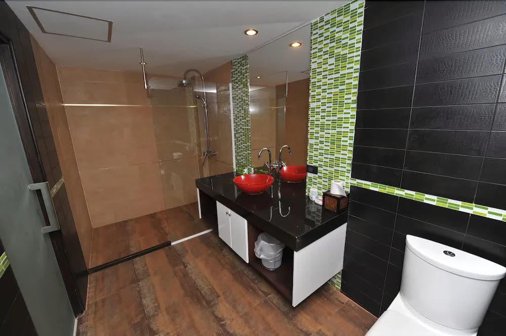 Le Parrot's Inn - photo 8