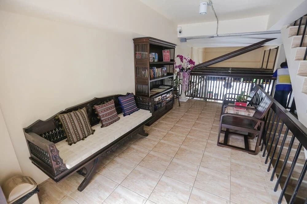ZEN Rooms Changmoi Soi 2 - photo 12