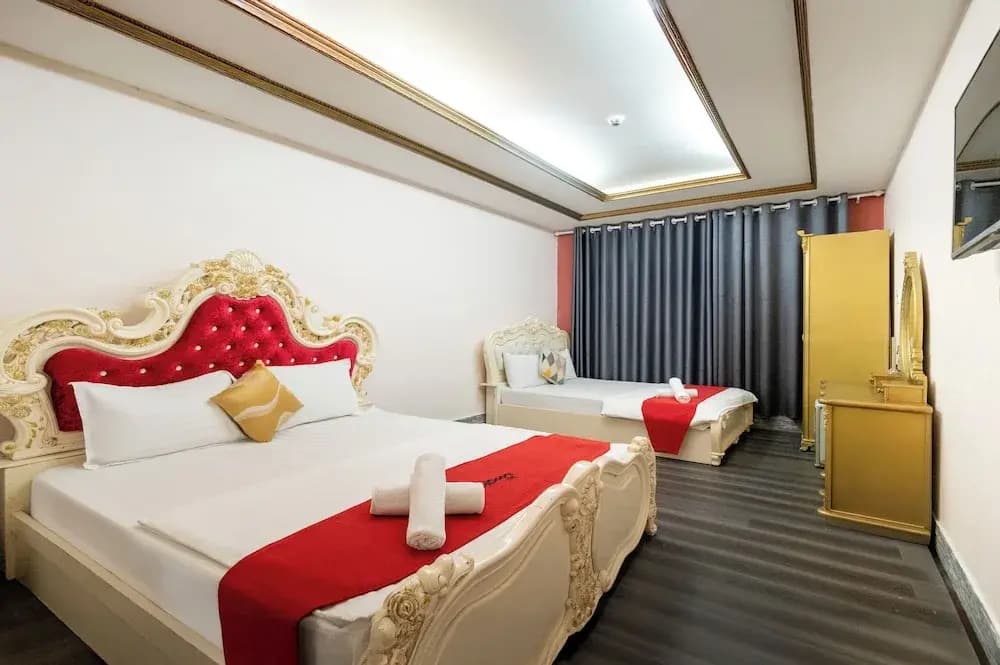Crowne Bui Vien Hotel - photo 49