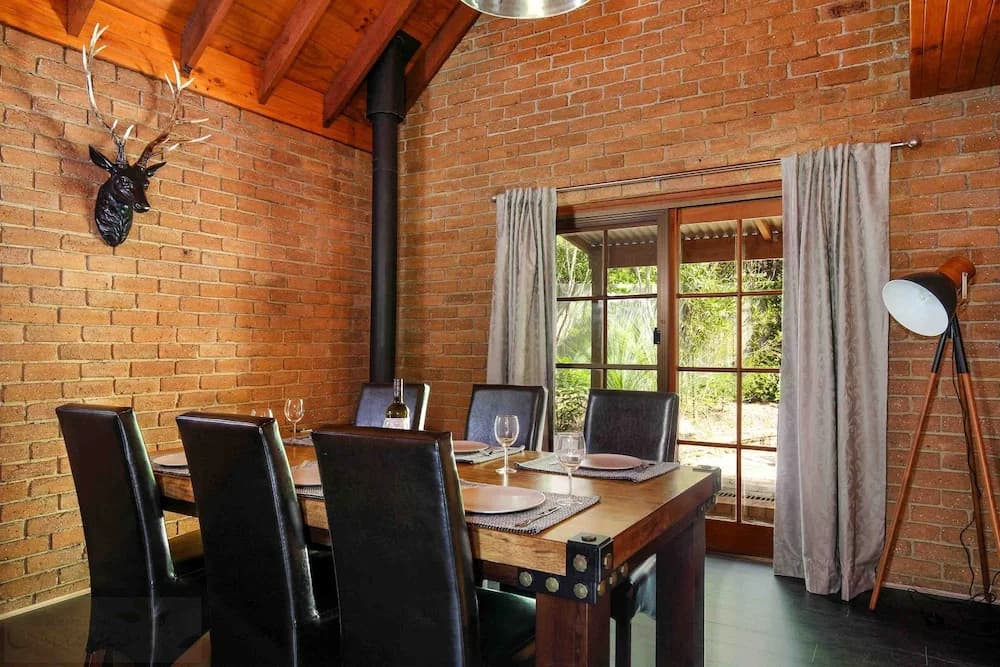Honeysett Lodge - photo 10