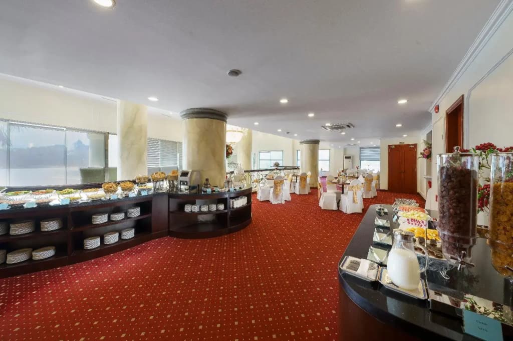 Mithrin Hotel Halong - photo 12