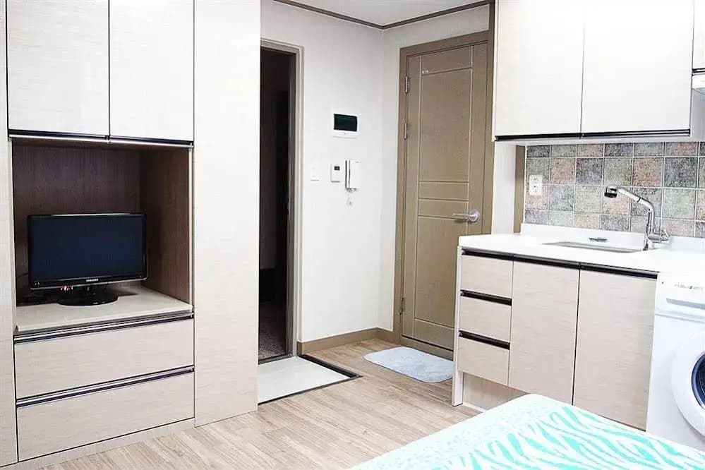 KW Pencil Hostel - photo 15