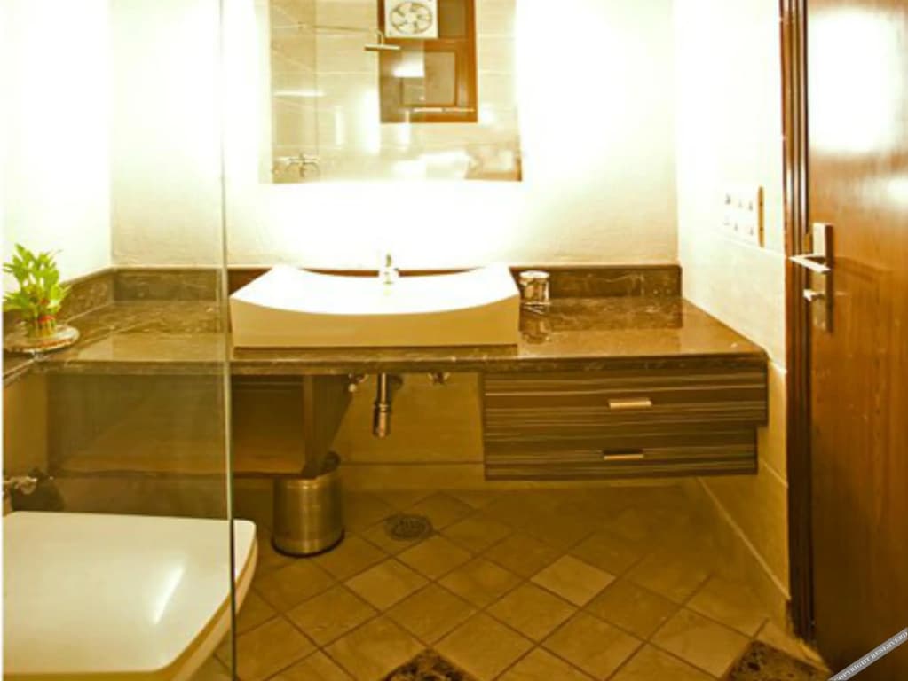 Evergreen Suites Defence Colony - photo 7