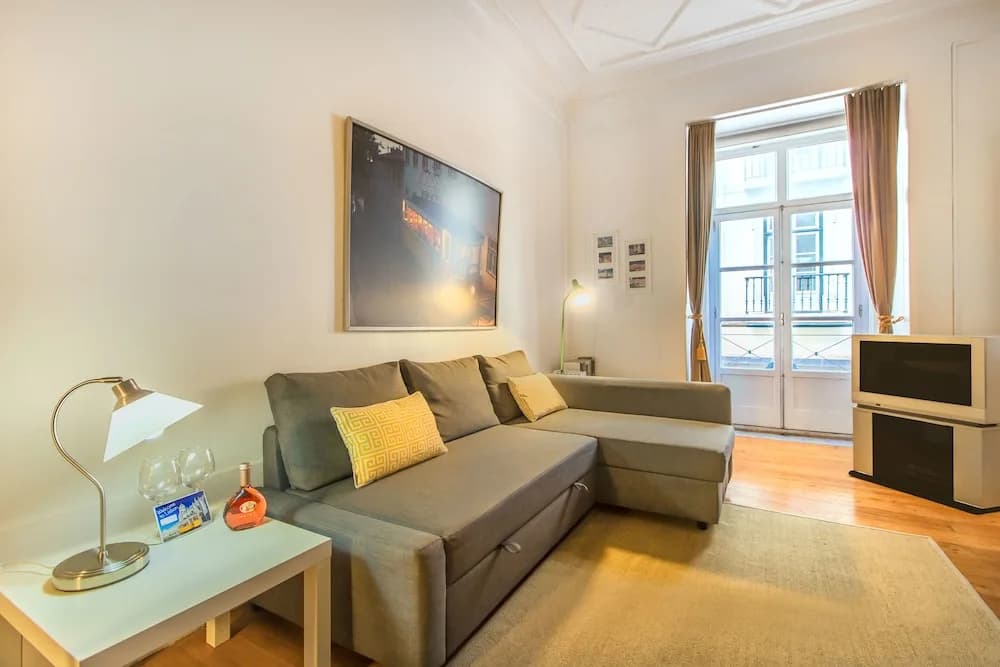 Chiado Balcony Apartment - photo 2