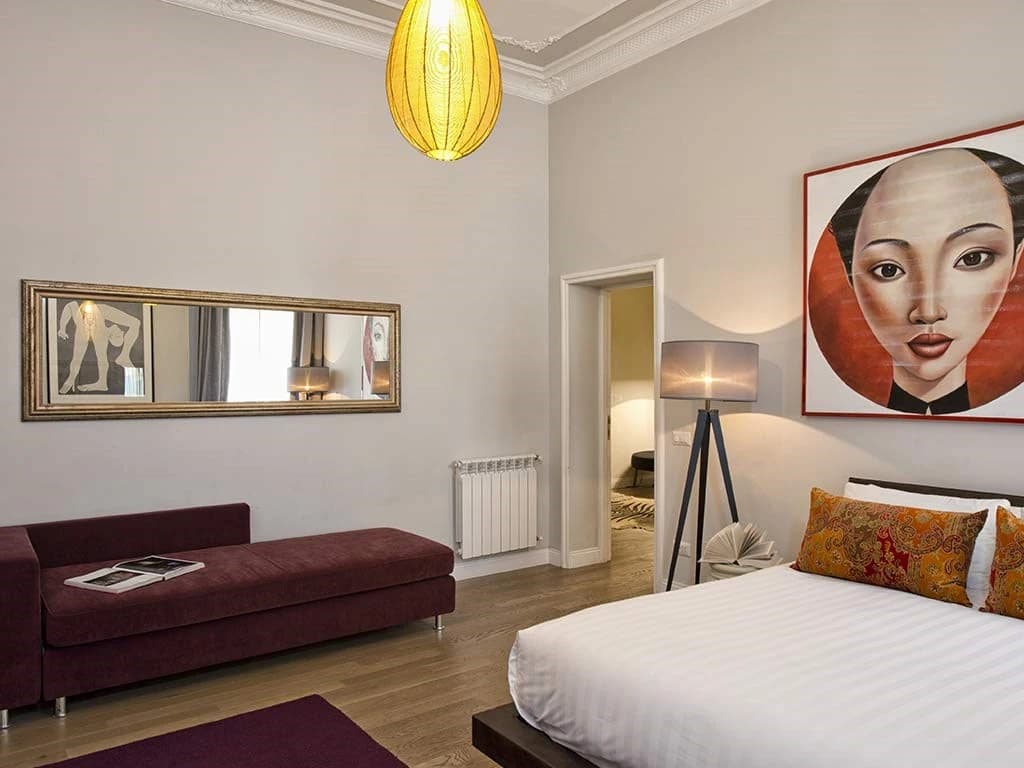 The Independent Suites Hotel - photo 7