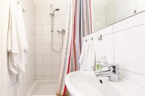Süßes 1-Zimmer-Apartment in Kollwitzplatz-Nähe - photo 5