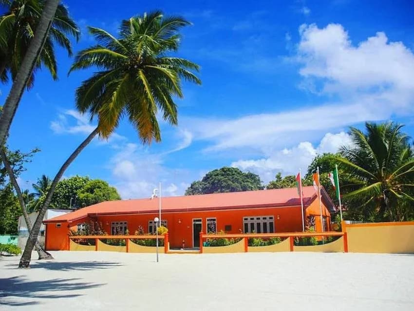 Magoodhoo Inn - photo 19