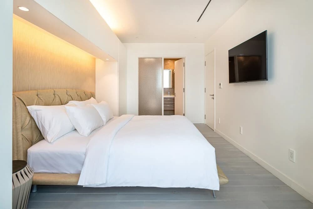 Saigon Finest - IDG Suites Collection - 12J - photo 2