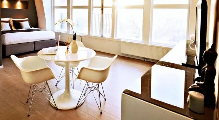 Ams Suites - photo 2