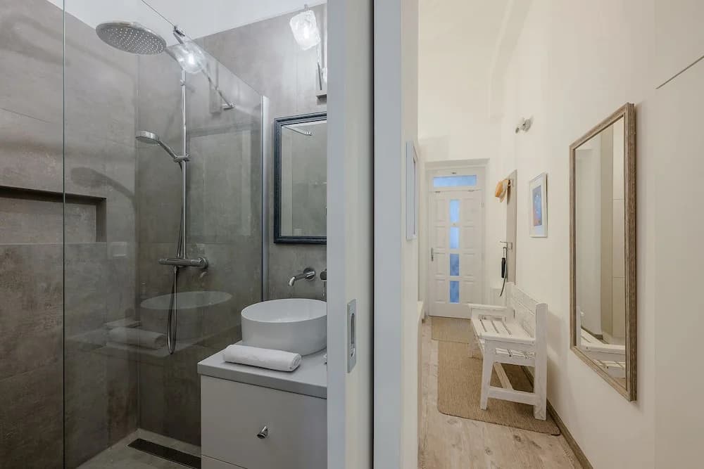 Venus Apartments - Budapest Opera Suite - photo 8
