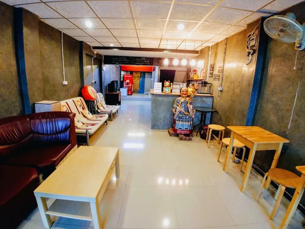 Zuzu Hostel - photo 14