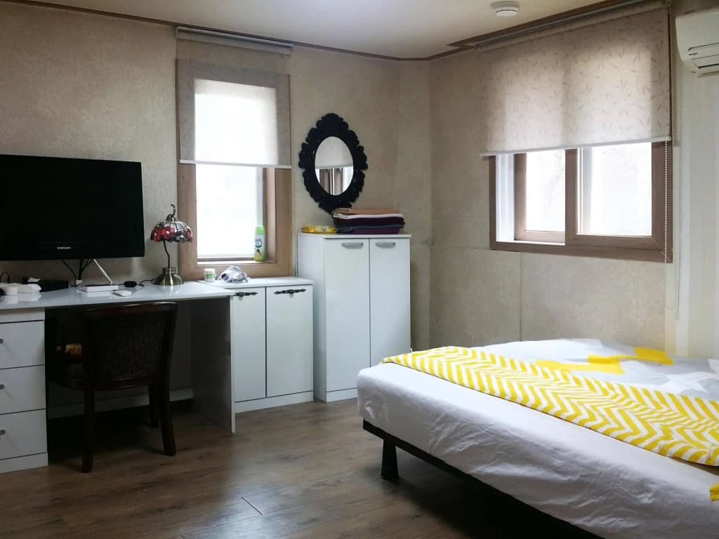 L-House - main photo