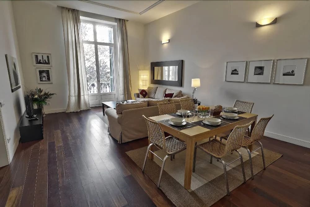 Port Apartments - photo 3