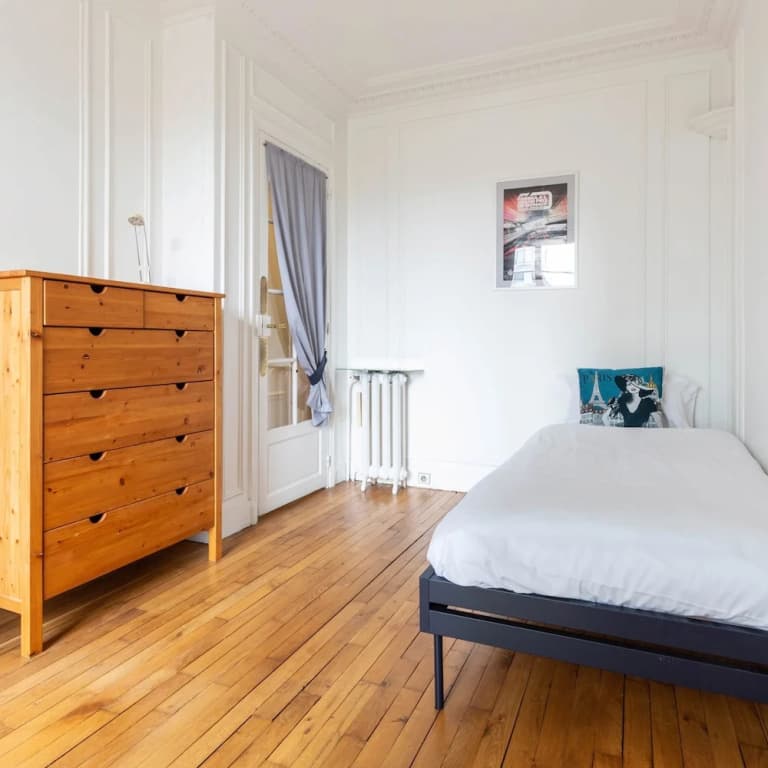 Zola Riverview Great 2 Bedroom in Paris - photo 13
