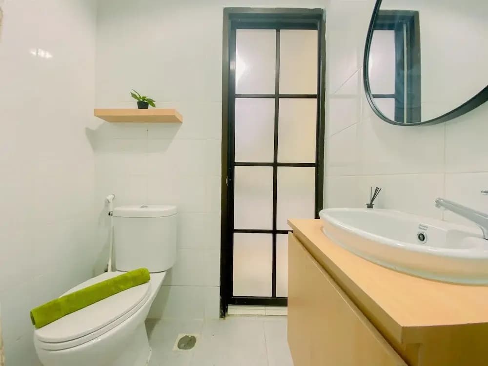 Good And Nice Studio At Tamansari Sudirman Apartment - photo 5