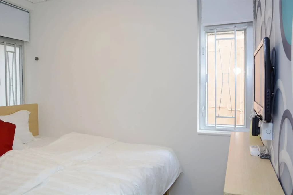Sunrise International - Boutique Hostel - photo 14
