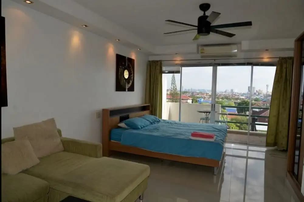 Pattaya Plaza Floor 6 - photo 6