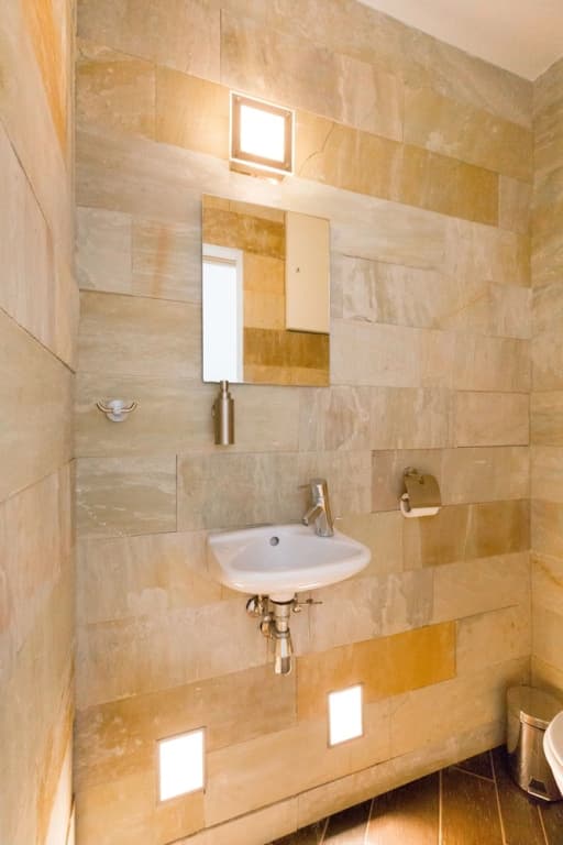 Riverhood Apartment - photo 8