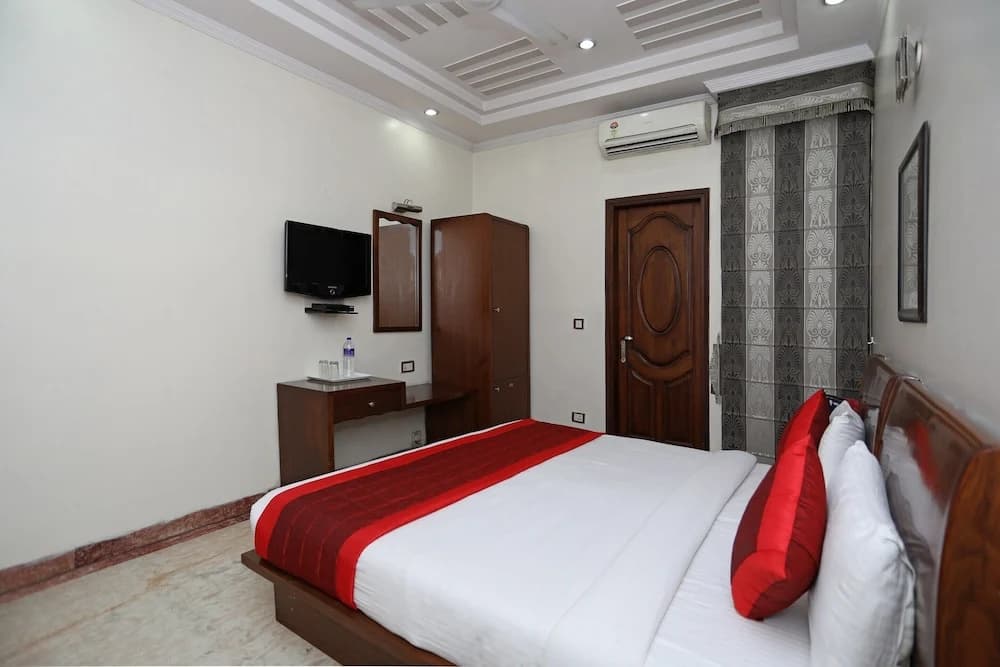 Hotel Sun City by OYO - photo 7