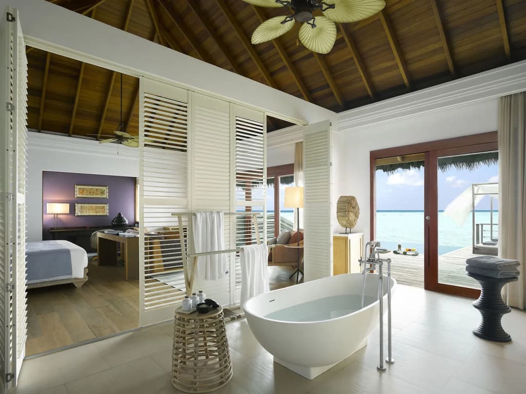 Dusit Thani Maldives Resort - photo 8