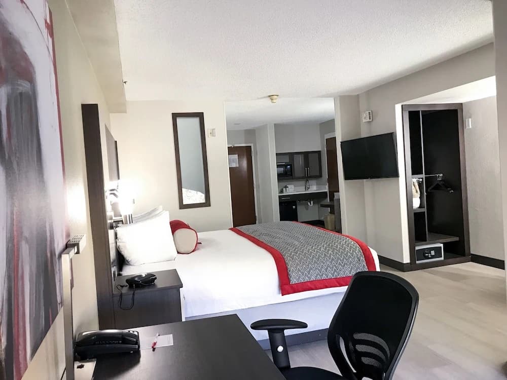 Ramada Suites Orlando Aiport - photo 5