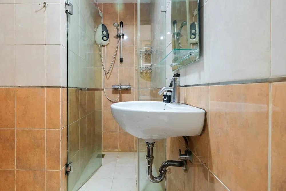 Modern and Comfy Studio Tamansari Sudirman Apartment - photo 5