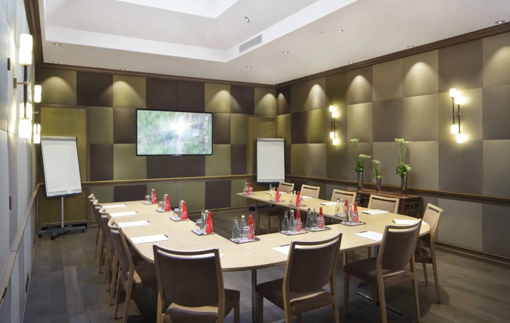 Hotel Rochester Champs Elysees - photo 17