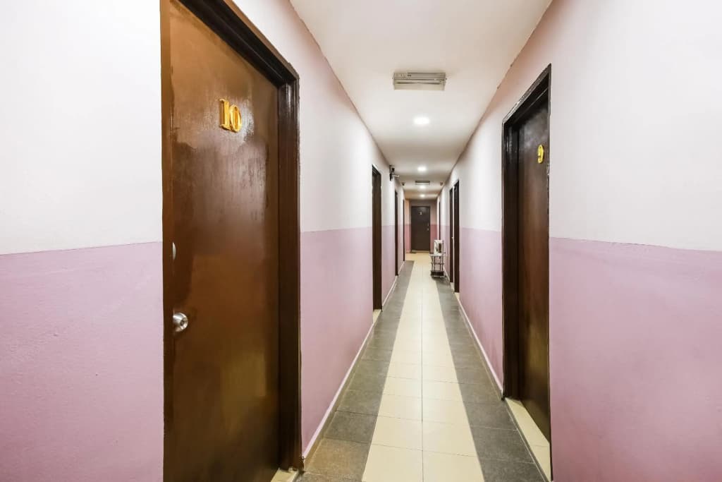 OYO 89585 Hotel Happy Inn - photo 24