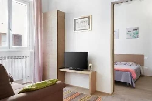 Duomo Halldis Apartments - photo 9