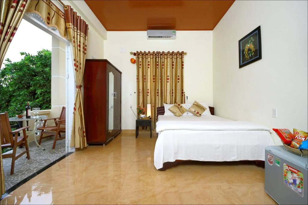 Strawberry Garden Homestay - photo 3