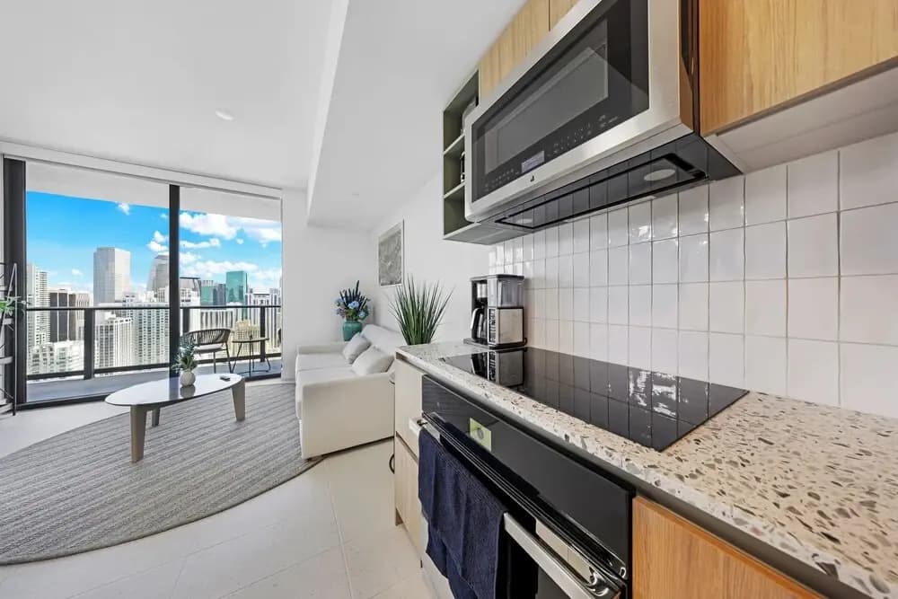 DTW Miami Luxury 1BR with Urban Views - photo 19