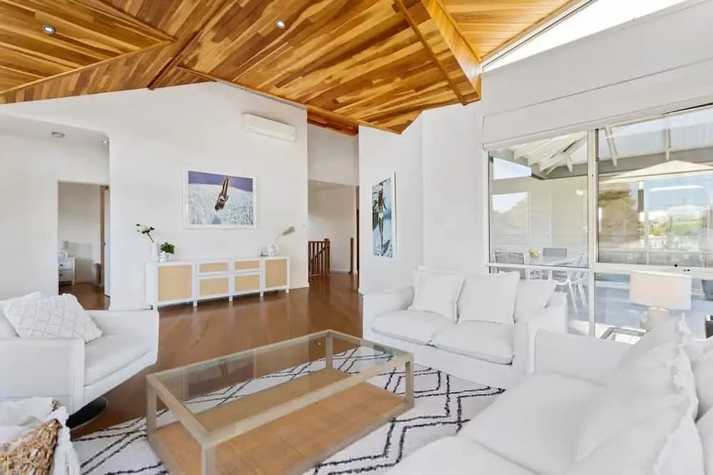Blairgowrie Beachside Retreat Solar Heated Pool - photo 1