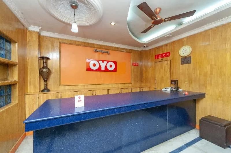 OYO 24040 SilverKey Marigold Krishna Nagar - photo 2
