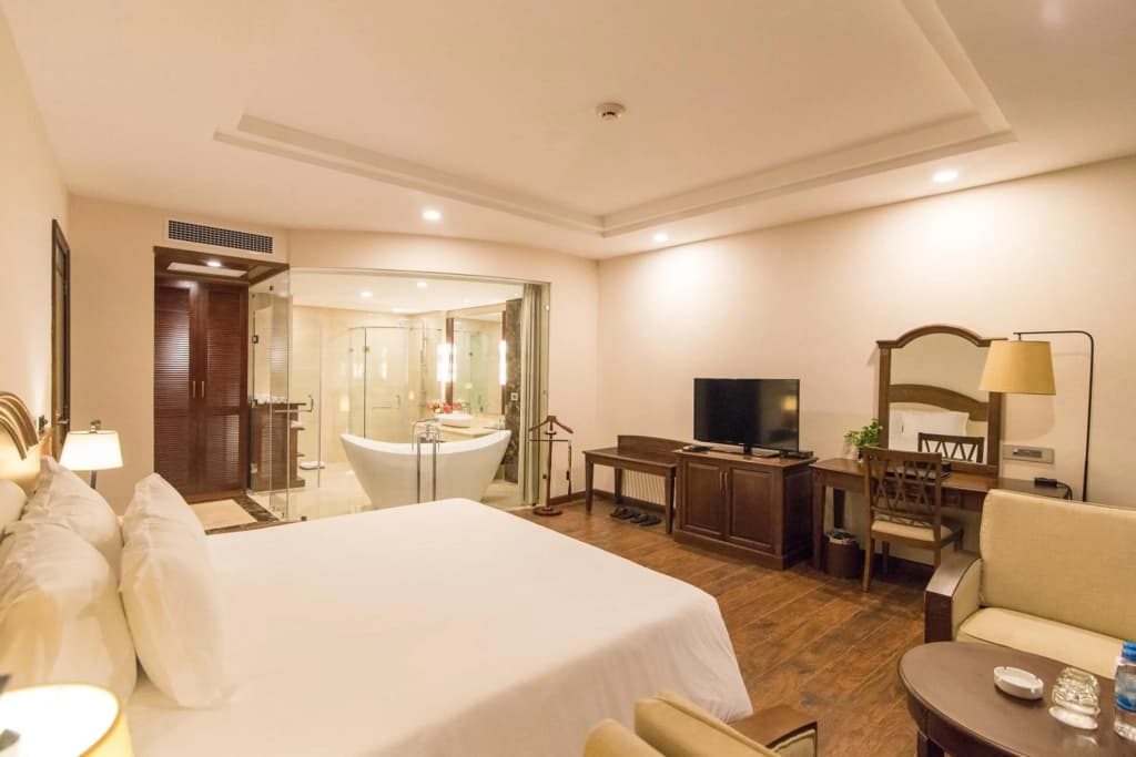 Saigon Halong Hotel - photo 26