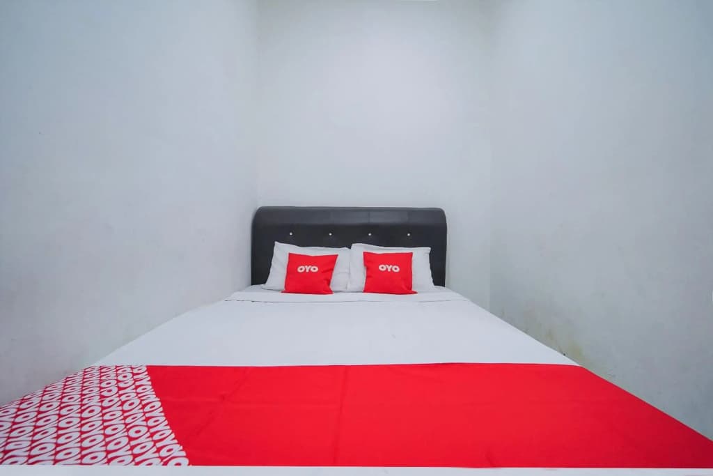 Hotel O Sp Berlian Inn - photo 26