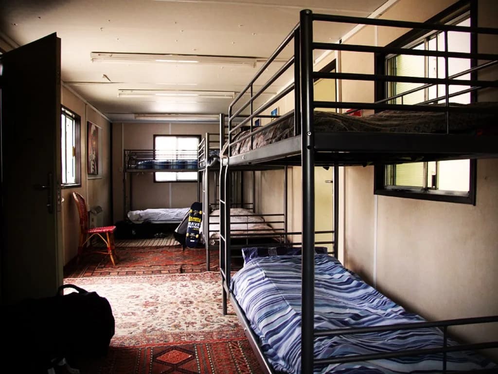 Containers Hostel Edinburgh - photo 2
