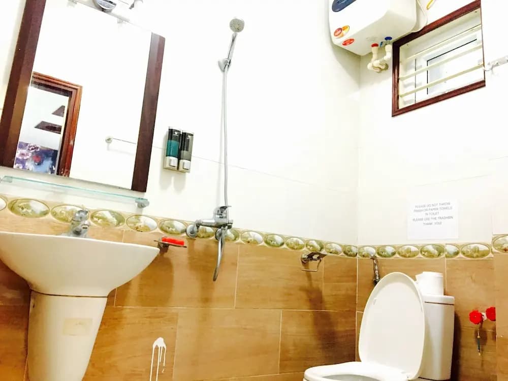 Awa Downtown Hostel - photo 8