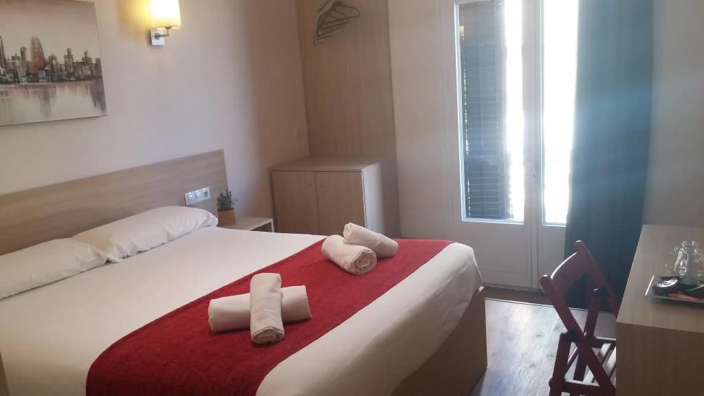 Hostal Barcelona Travel - photo 6